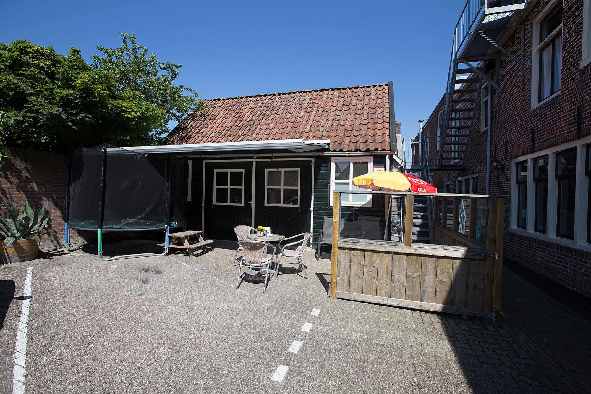 De Gouden Klok Hotel Leeuwarden Exterior photo